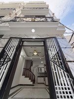 bán nhà 5 tầng- trung tâm phố việt hưng- mới keng - full nội thất- ở ngay - 40m ra mặt phố sầm uất