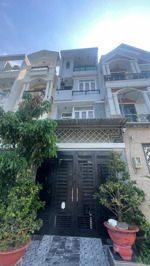 bán nhanh căn nhà 70m2 xây 4 tầng gần công viên đường số 3 giáp kđt vạn phúc thủ đức