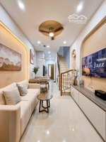 bán nhà hẻm xt 8m nhất chi mai chỉ nhỉnh 6 tỷ- kế nhà ga t3 tân bình - 3pn