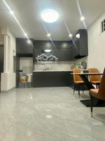 ** hơn 7 tỷ có ngay nhà đẹp lô góc, mới keng, quận cầu giấy 32m2 - 5 tầng - mt 4,1m nhà 5 tầng