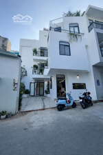 siêu phẩm nhà đẹp 100% - dọn vào ở ngay - ngang 7m - xe hơi ngủ trong nhà - 8.5 tỷ - lh: 