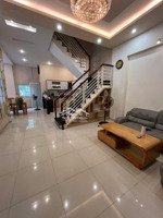 chỉ 9 tỷ xíu nhà mặt tiền kinh doanh đường số lâm văn bền-tân quy-quận 7-dt 50m-3 pn