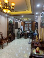 đẳng cấp! bán nhà phố hoàng quốc việt 45m2, 5 tầng, ô tô đỗ cửa, nhà dân xây, ở sướng, 45m2*5t