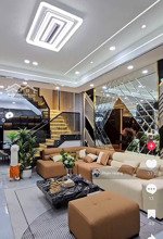 cần bán nhà 1 trệt 1 lầu phường đông hòa bình dương hcm new dt 110m gần chợ trường nhà có hoàn công