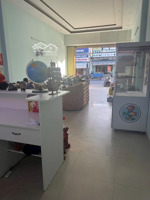 bán đất tặng nhà mặt tiền kinh doanh điện biên phủ giá tốt 153m2 ngang 5m chỉ 75 tr/m2