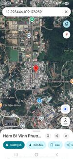 Bán đất có sẵn nhà C4, thôn Vĩnh Thành p.Bắc Nha Trang. cách đường Nguyễn Xiển chỉ 100m. Diện tích: 142m2 ngang 8m. Hướng: Tây Nam. Chỉ 3,5 tỷ