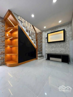 hơn 2 tỷ - tặng full nội thất - 2 tầng btct - nguyễn kiệm