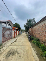 chính chủ bán đất tại đông yên quốc oai dt 100m sẵn sổ chỉ việc sang tên