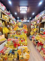 cho thuê nhà mặt phố ngọc lâm - 15 triệu - thích hợp kinh doanh vp, các mặt hàng sạch sẽ, nail mi