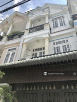 bán nhà 3 tầng đúc hẻm xe hơi thông lâm thị hố quận 12 giá rẻ 5,6 tỷ
diện tích 64m2 (4,2x16)