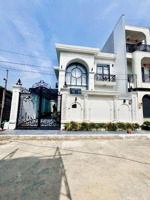 biệt thự 3 tầng btct đẹp sang trọng, 161m2, 3pn, 4wc, gần chợ nhỏ tân hiệp, vành đai 3