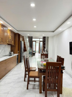 nhà mới xây 1 trệt 2 lầu đường tam châu. tam bình thủ đức đường oto thông tới nhà