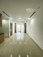 cho thuê 2 phòng ngủ - rẻ nhất dự án giá 11 triệu/th nhà mới chưa ở ngày nào, tầng đẹp