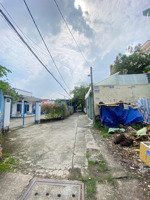 lô đất siêu đẹp 200m2 với vị trí cực kì đắc địa - ngay xa lộ hà nội - tiềm năng đầu tư rất cao