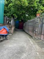 Chỉ 2.x tỷ đất sát Vin, ô tô vào, ngõ thông, vị trí đẹp: 0828218468