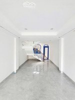 bán gấp nhà 4 tầng 70m2 mặt tiền đường 2/9, hải châu, gần tòa masterise, giá chỉ nhỉnh 9 tỷ