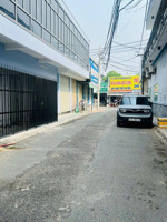 phan văn hớn, hẽm 6m, cách mặt tiền 100m. 2 tầng, 3 phòng ngủ oto ngủ trong nhà chỉ 4 tỷ