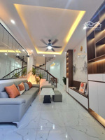 nhà kim giang 33m2 4 tầng full nội thất sát kđt đại kim ngõ thông gần phố, giá 8.6 tỷ