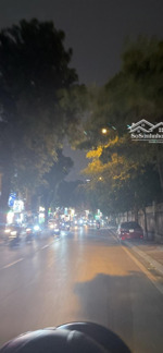 thạch bàn - vỉa phân lô ô tô tránh kinh doanh 33m mt 4m đường thông giá 6,8 tỷ có thương lượng