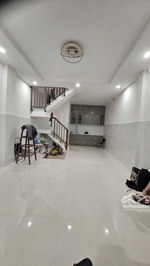 bán nhà đường hoà bình q.tân phú - hẻm 6m - 4x8.1m - 2 tầng, 2pn, 2wc - gần đầm sen - 5.2 tỷ tl