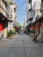 bán nhà 2 mặt tiền, hẻm 6m thông,(4 x 18m),2 tầng, không lộ giới, đường số 4,lê văn quới, giá 6 tỷ