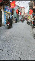 cần bán 40 m2 đất thổ cư. mt 4 m. hậu 4 m. đường ô tô. ở la phù, xã an khánh