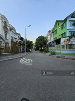 hàng hiếm c37 bắc hà biệt thự 4 tầng mặt tiền 9m