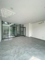 cho thuê nhà phố soho nội thất mới toanh, kinh doanh văn phòng, showroom, pharmacy