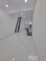 xuất cảnh bán gấp nhà 3 tầng trần hưng đạo 35m2 - 6 tỷ - kết nối phố tây