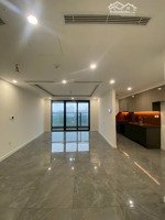 sunshine diamond river q7 2pn căn góc 128m2 . full kính phòng ngủ . giá sốc : 15tr ( miễn phí ql )