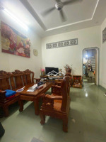 4,1 tỷ - nhà 3 tầng, 4 phòng ngủ, đường 11, linh xuân