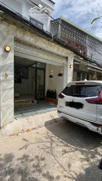 nhà đẹp full nội thất - xe hơi đỗ cửa - 61m2 4pn - gần chợ phú thuận, quận 7 - giá 7.49 tỷ tl