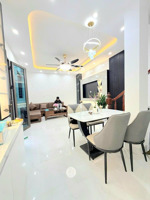 giá tốt! thịnh quang, ngõ nông, gần phố, sân xe, không quy hoạch, mới đẹp, ở ngay, full nt, 45mx5t