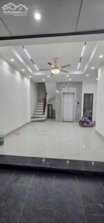 Bán nhà đường Xuân Đỉnh quận Bắc Từ Liêm – 6 tầng – DT 31m2 – Có thang máy – 30M ra oto.