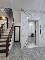 17 tỷ hơn - 80m - phân lô bàn cờ - ô tô chạy vòng quanh - khu ví.p - nhà 5 tầng dân xây chắc