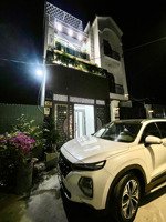 bán nhà mới huỳnh tấn phát, 3 tầng, hẻm xe hơi đổ cửa, cách phú mỹ hưng 6 phút, 6tỷ68