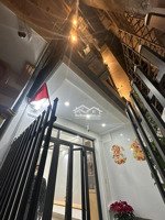 bán nhà thịnh quang đống đa 32m 5 tầng xây mới ngõ rộng giá 8.7 tỷ