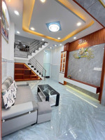 bán nhà quận 8 - phạm thế hiển - 3 tầng 37m2 - tặng full nội thất - nhỉnh 5 tỷ