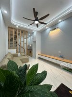 cực hiếm bán nhà thịnh quang, mới kính koong ,thoáng trước sau ,full nội thật sịn sò 36m5t , 8ty9