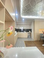 bán căn hộ chung cư b4 kim liên , nhà mới đẹp ở ngay , căn góc 3 mặt thoáng vĩnh viễn , tầng đẹp