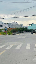 bán nhà 2 mặt tiền gần biển gần chợ, đường 13 m ngang 4m bắc nha trang giá 4 tỷ 750