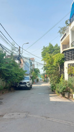 đất khu nhà phố oto tránh sạch đẹp gần chợ trường học đình phong phú 5.4*18=83m2 mua bán chính chủ.