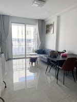 chính chủ cho thuê căn hộ 65m2 dọn vào ở ngay. nhà có nội thất lh xem nhà: 