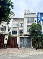 cho thuê biệt thự kđt vạn phúc, ngay ngã 4 tố hữu. 220m xd 115m x 3,5t view thoáng nhà đẹp mới