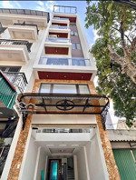 bán nhà mặt phố nghĩa tân, 30m2, 5t mt4,2m. giá 1x tỷ hàng hiếm cầu giấy. lh: 