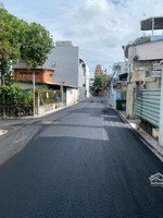 đất mặt tiền đường số 7m thông tứ tung. 98m2 ngang 4,6m x 21m. 8.3 tỷ (tl) bình trưng đông quận 2