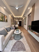 siêu phẩm cc sky garden iii, dt:57m2 - 2pn + 1wc - giá 5,3 tỷ - nội thất full new 100% - view đẹp !