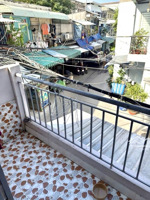 bán nhà mặt tiền xe hơi đậu cửa, nguyễn tất thành, đi về đoàn văn bơ, xóm chiếu qua nguyễn huệ 3p