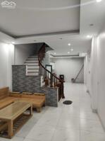 Nhà 5 tầng Trâu Quỳ diện tích 48m2 dân xây đẹp