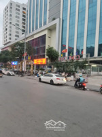 bán tòa nhà căn hộ dịch vụ 5 tầng thang máy nhập khẩu, ngõ ô tô, giá 24,3 tỷ